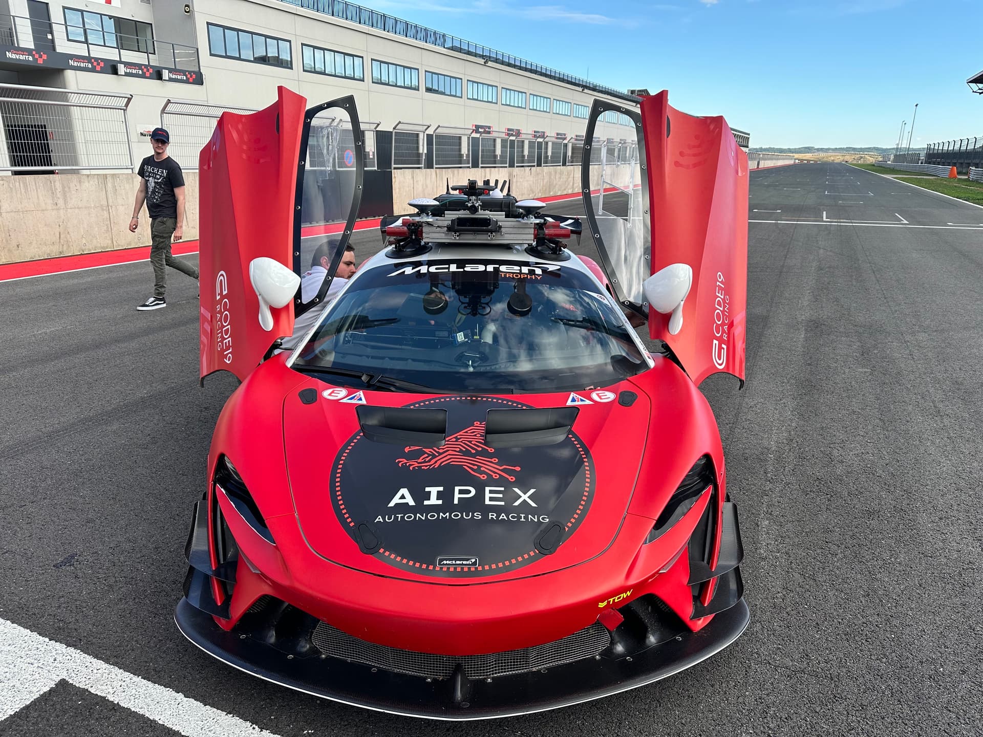 AIPEX Racing car with sensor technology